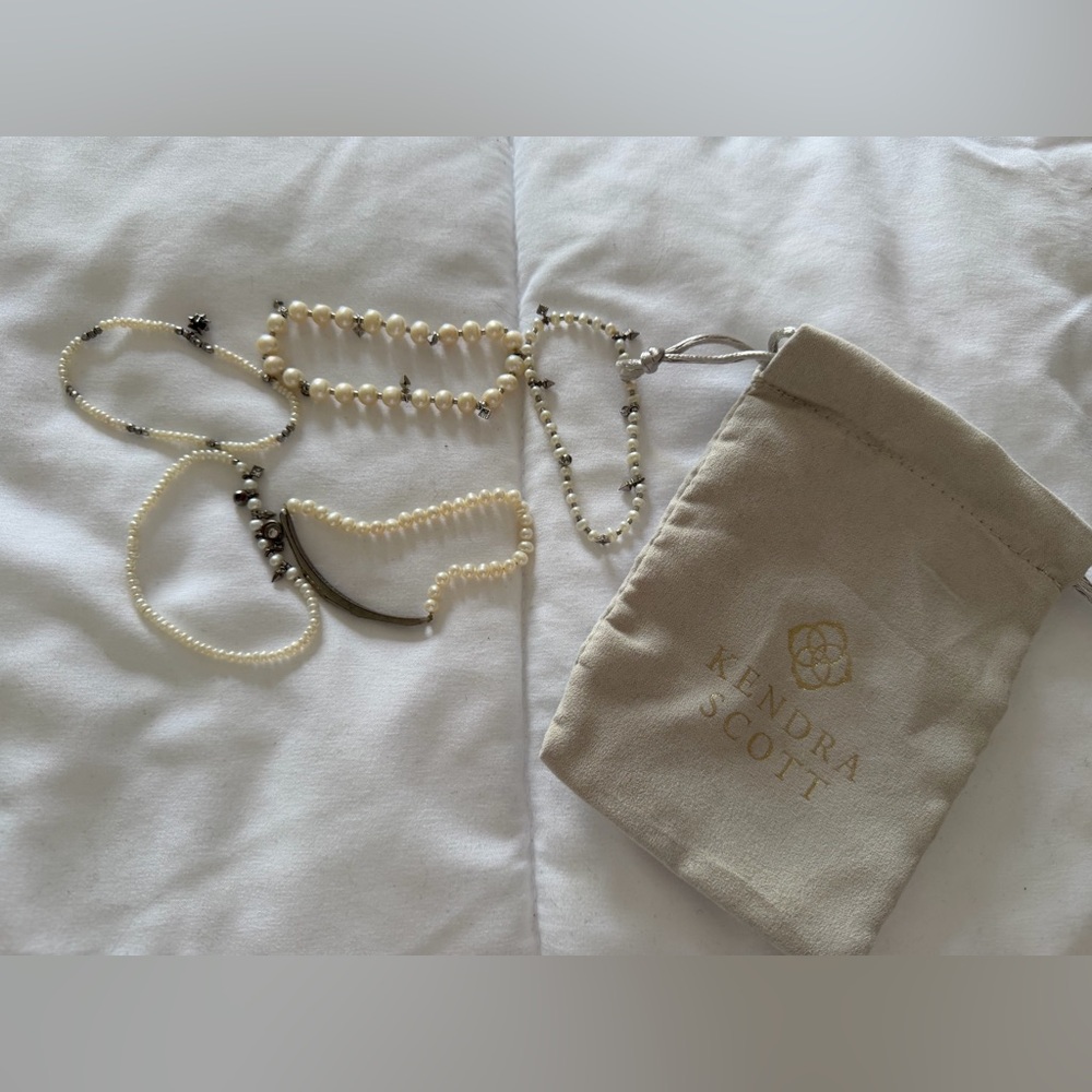 Kendra Scott Cream Pearl Bracelet